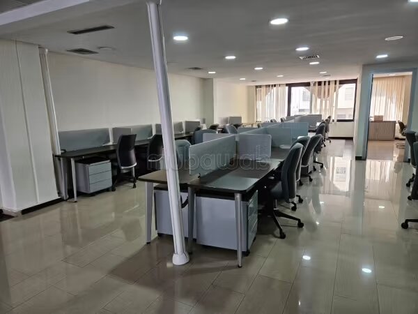 900m2 Corner Building for Sale in Casablanca — Photo 2