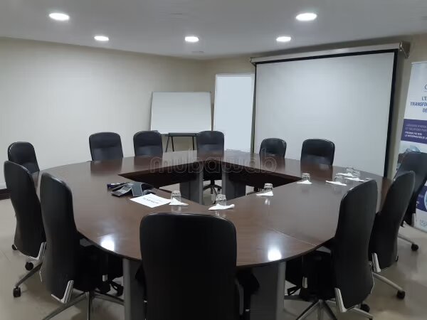 900m2 Corner Building for Sale in Casablanca — Photo 3