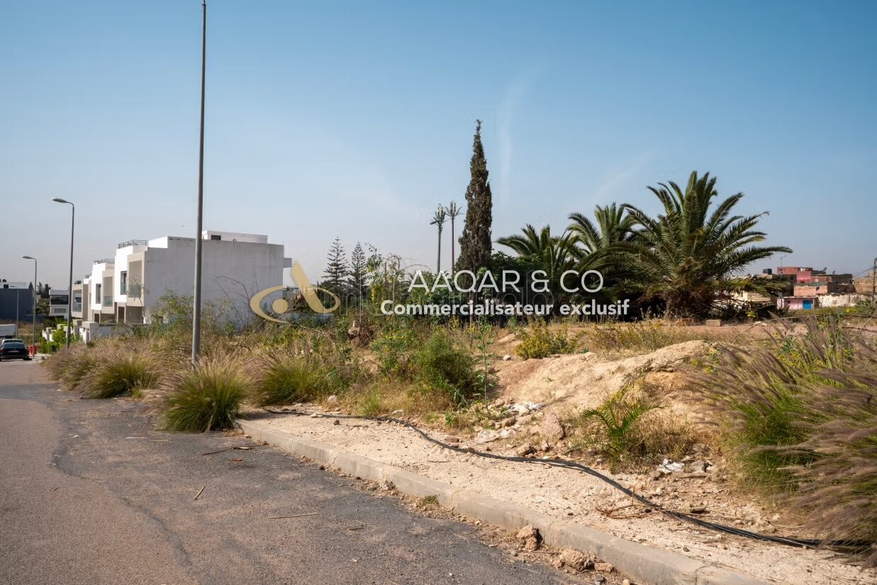 أرض فيلا 630 متر مربع للاستثمار في الدار البيضاء — Photo 3
