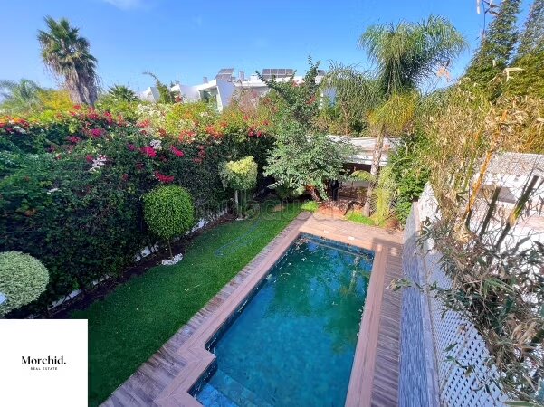 Luxury Villa 340 m² for Rent in Casablanca — Photo 8