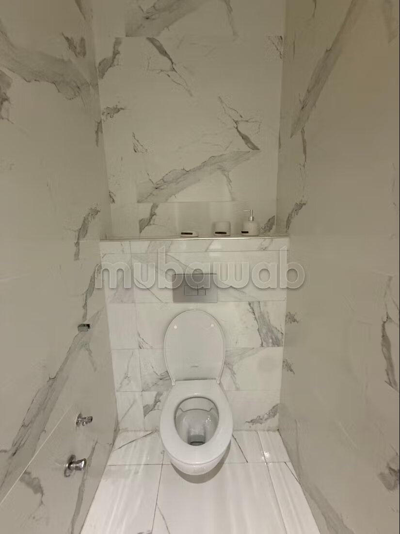 Appartement 95 m² à louer à Tanger (Tanja Balia) — Photo 25