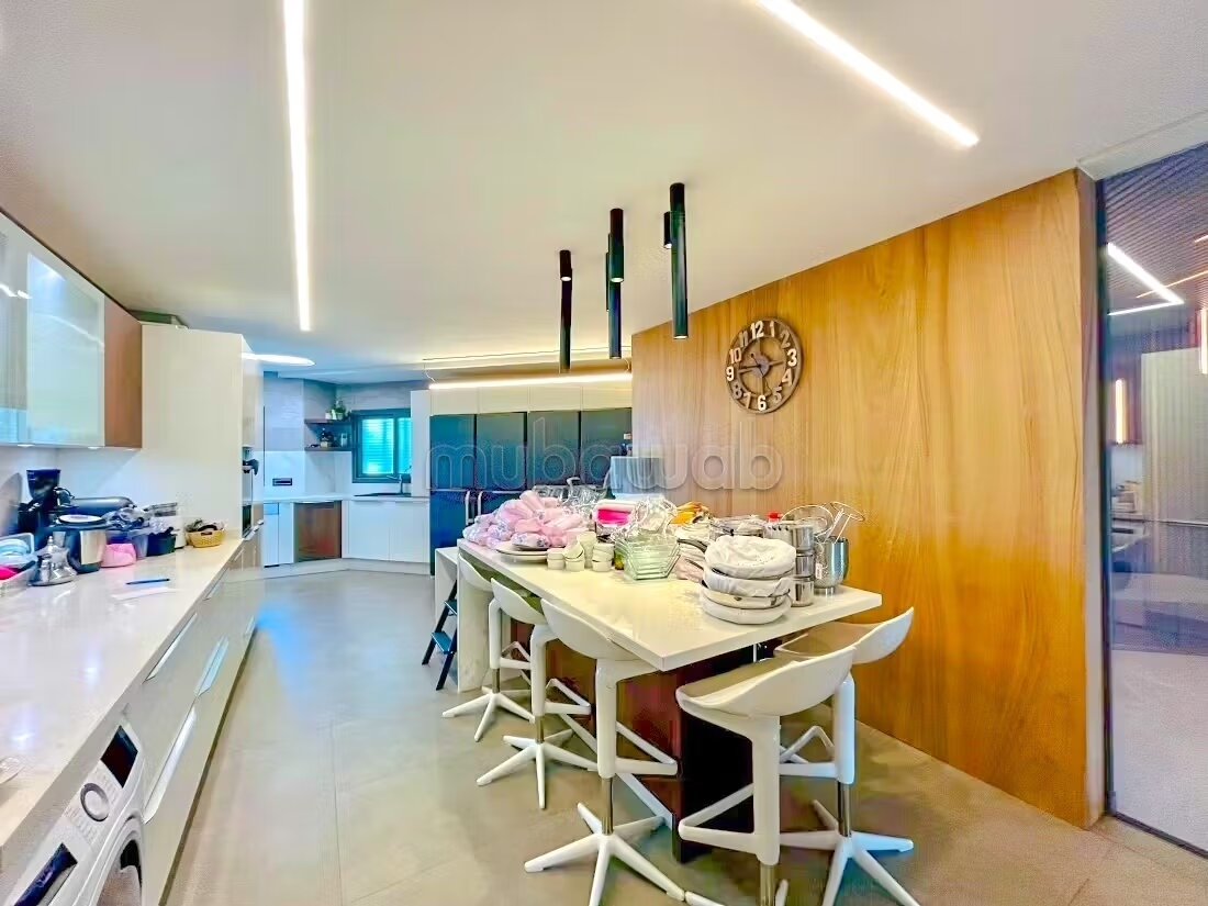 255 m² Apartment for Rent in Rabat (Hay Riad) — Photo 31