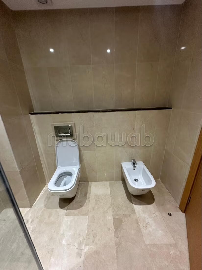 Appartement 143 m² à louer à Casablanca (à côté de la plage Mannessmann) — Photo 22