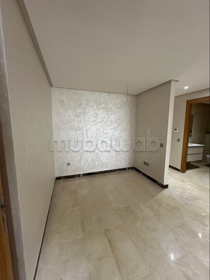 Appartement 143 m² à louer à Casablanca (à côté de la plage Mannessmann) — Photo 24