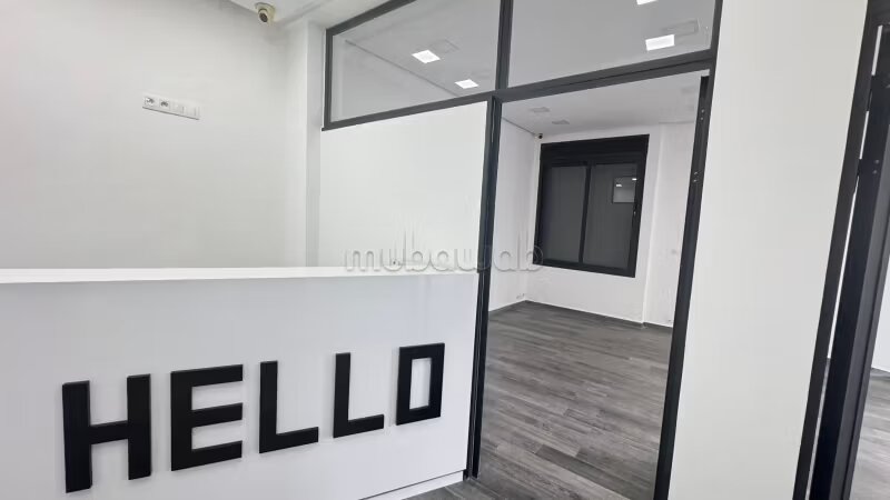 117 m² Office for Rent in Casablanca — Photo 7