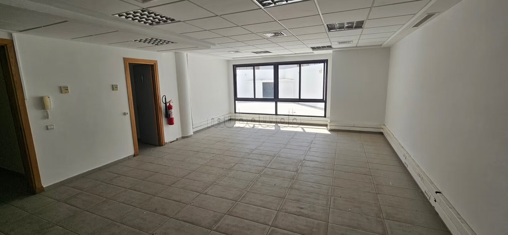 117 m² Office for Rent in Casablanca — Photo 4