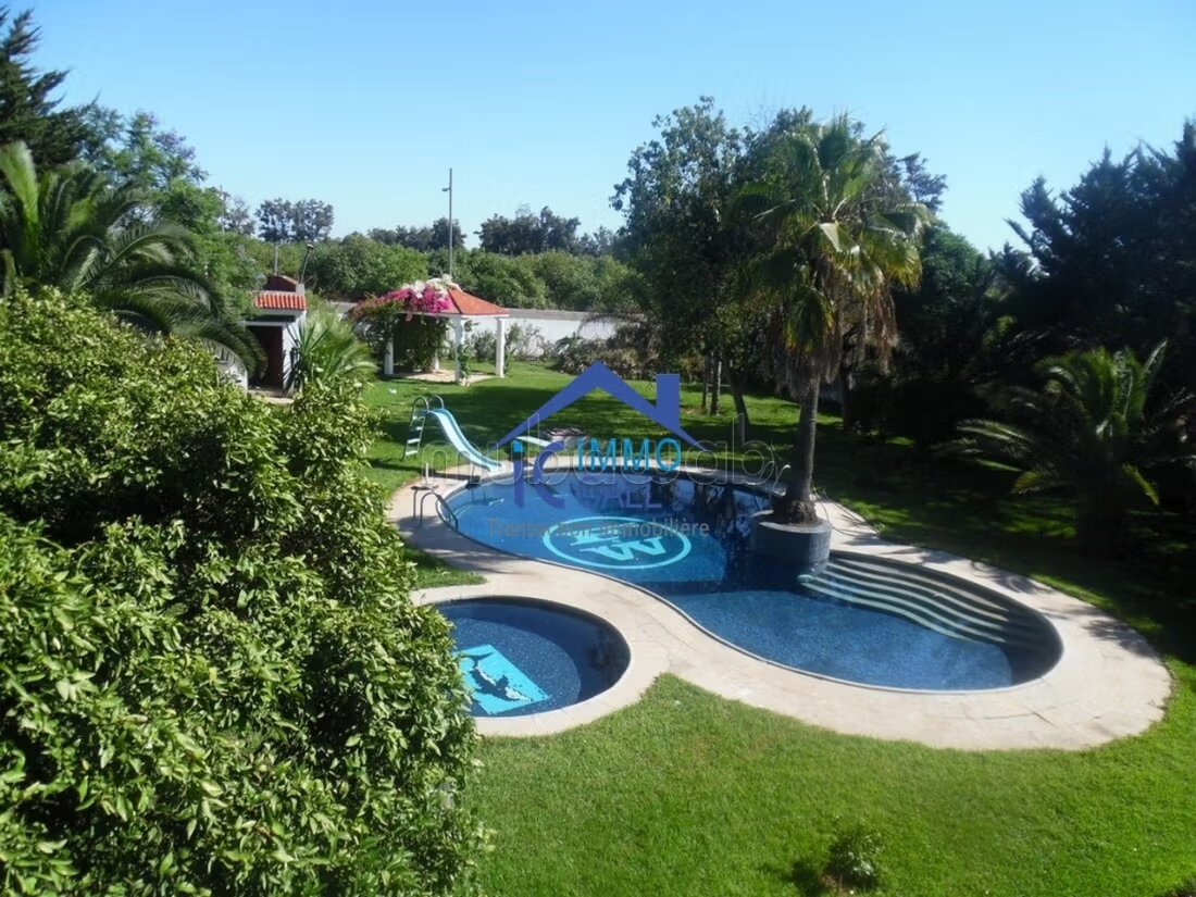 Villa 2000 m² for rent in Rabat (Souissi District) — Photo 10