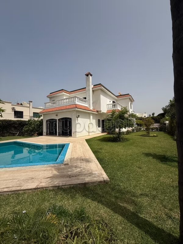 Villa 850 m² for rent in Hay Riad, Rabat — Photo 17
