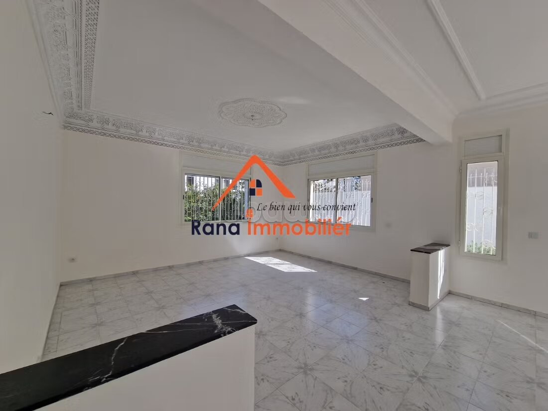 فيلا 600 م² للإيجار في الرباط (حي هاي رياض) — Photo 9