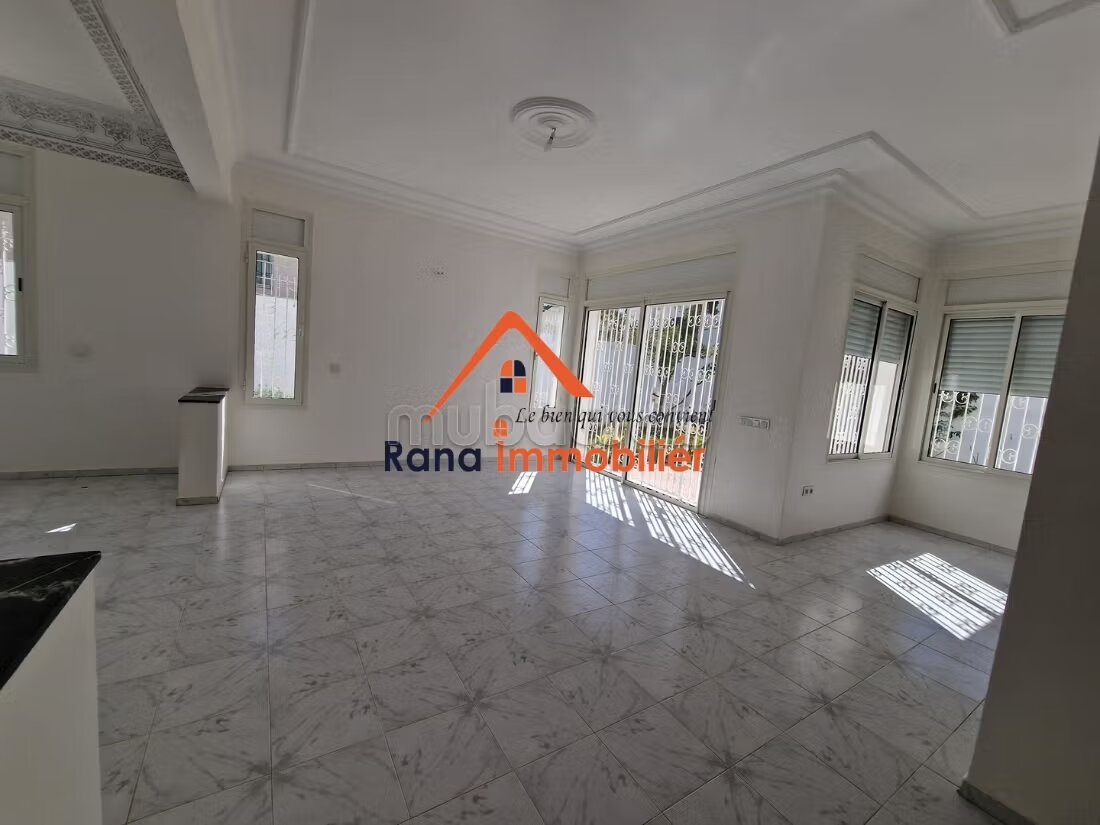فيلا 600 م² للإيجار في الرباط (حي هاي رياض) — Photo 21