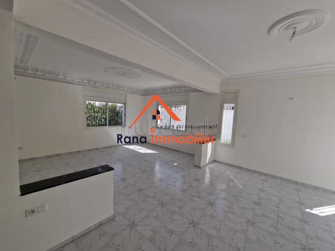 فيلا 600 م² للإيجار في الرباط (حي هاي رياض) — Photo 29