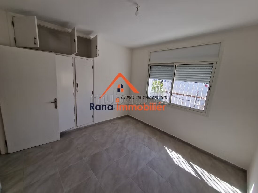 فيلا 600 م² للإيجار في الرباط (حي هاي رياض) — Photo 45