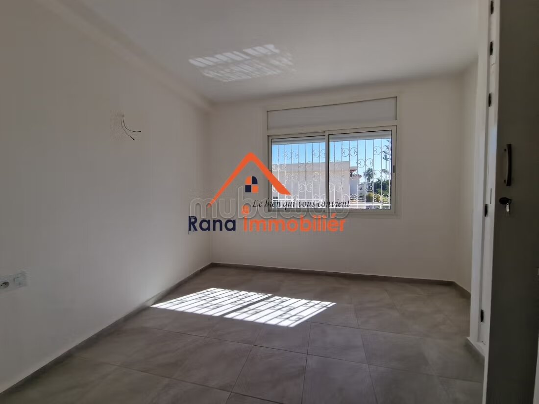 فيلا 600 م² للإيجار في الرباط (حي هاي رياض) — Photo 52