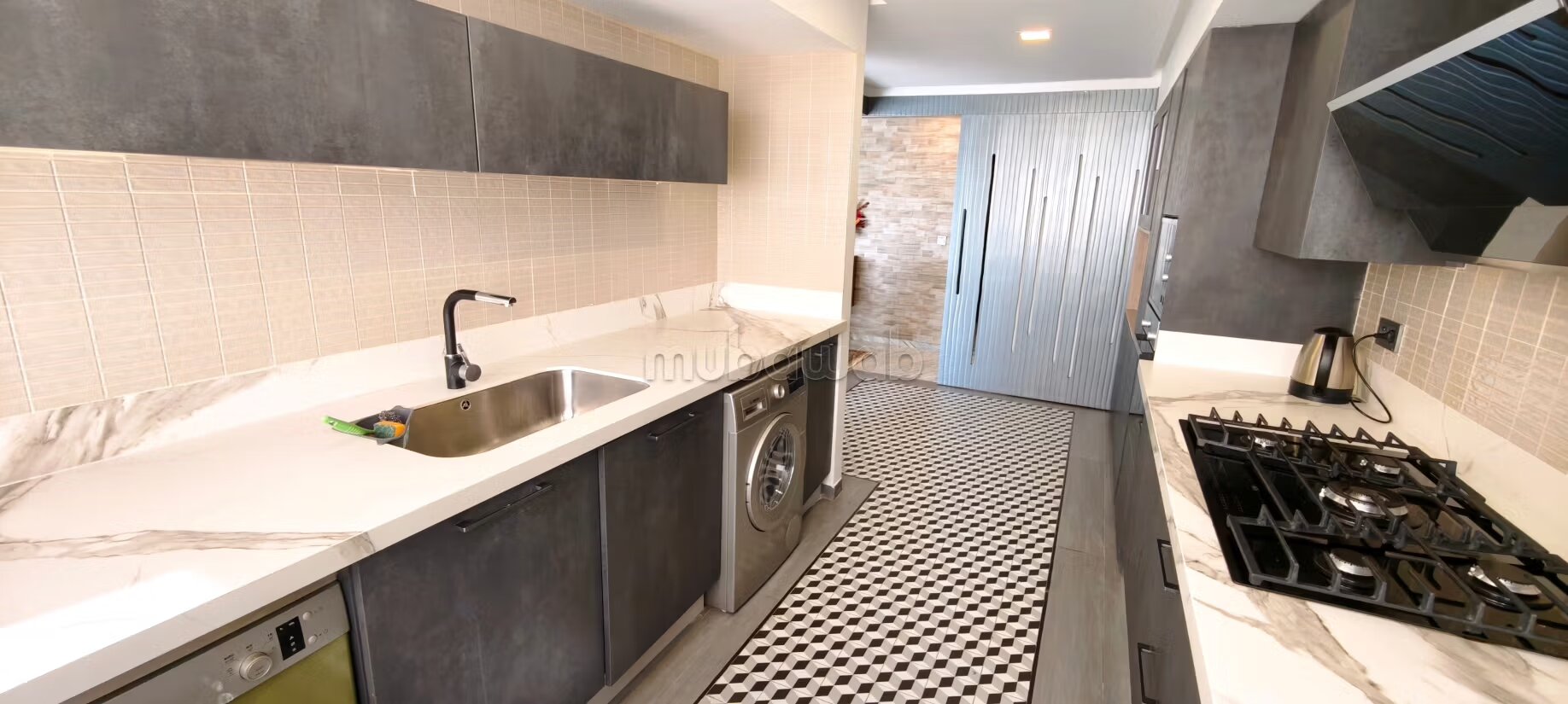 140 m² Apartment for Rent in Souissi, Rabat — Photo 52