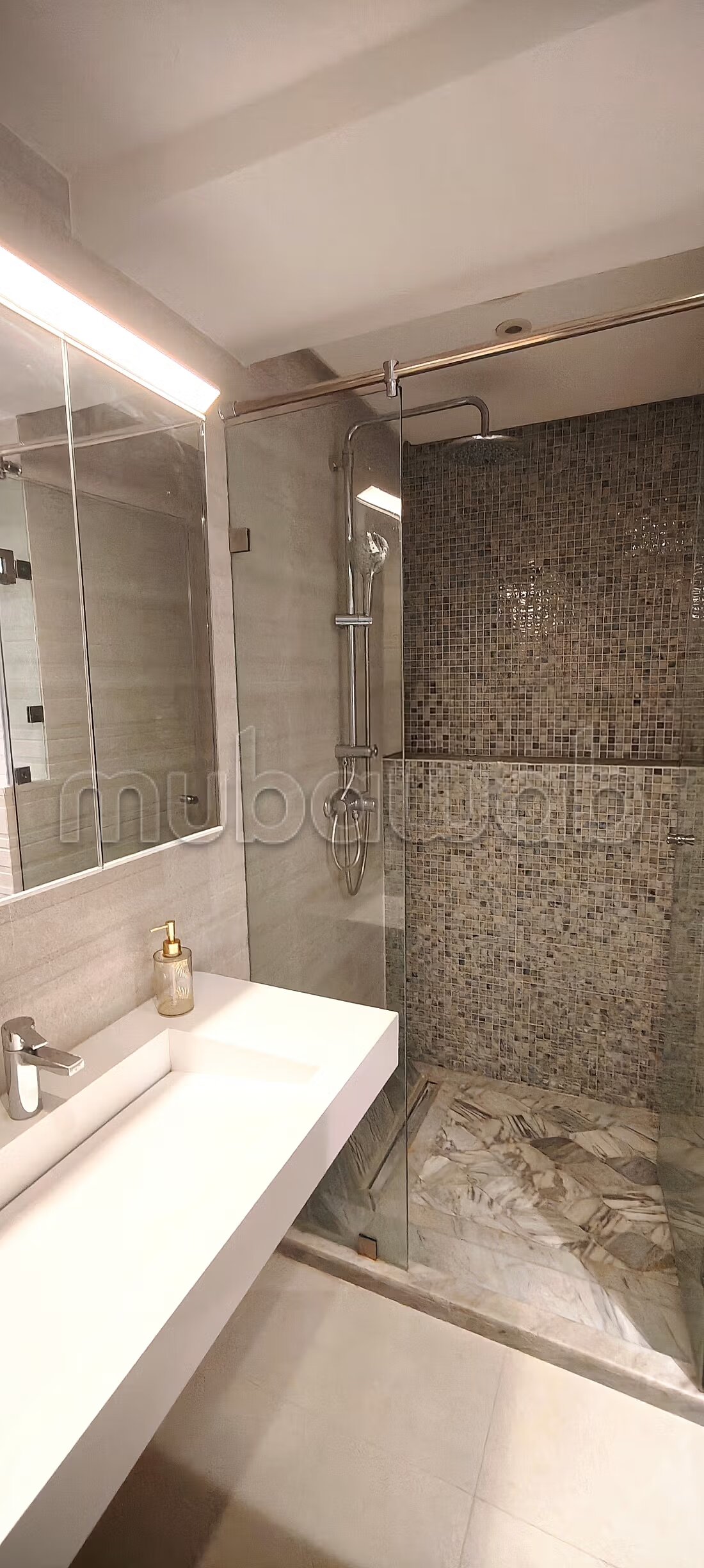 140 m² Apartment for Rent in Souissi, Rabat — Photo 17