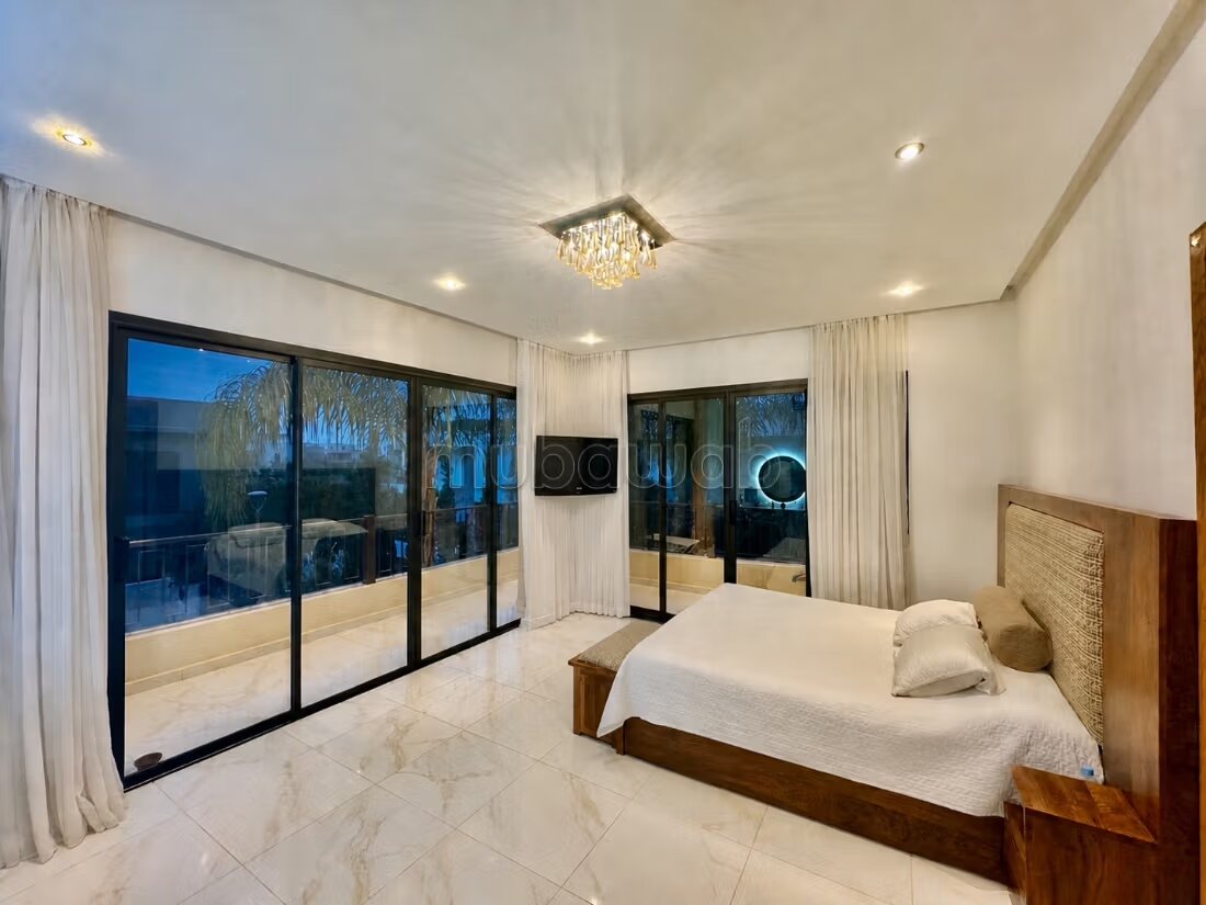 فيلا فاخرة 300 م² للايجار في مراكش (طريق تاهناوت) — Photo 15