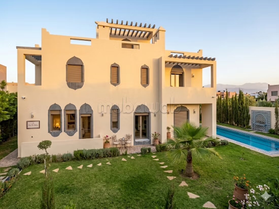 Villa 400 m² for rent in Marrakech (River Palm) — Photo 3