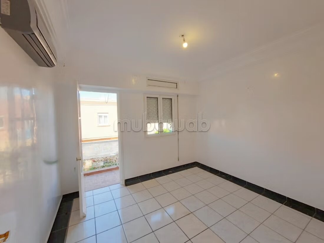 Villa 200 m² for rent in Marrakech — Photo 12