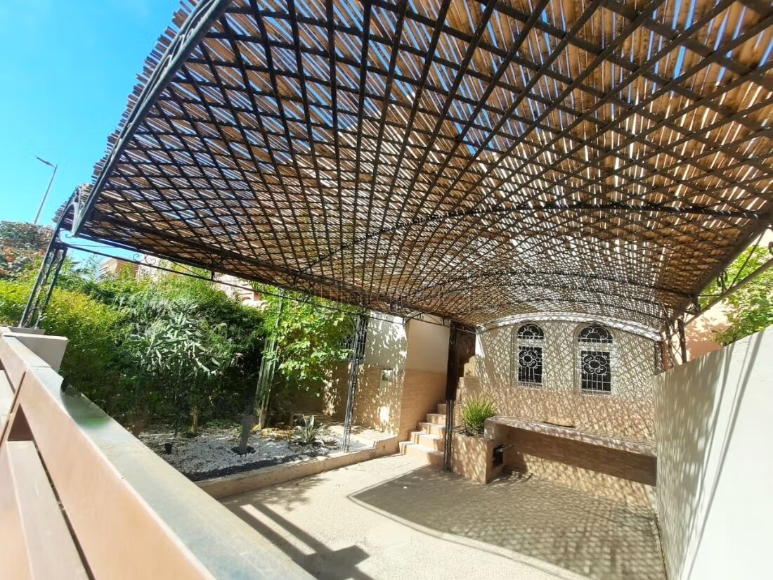 Villa 200 m² for rent in Marrakech — Photo 14