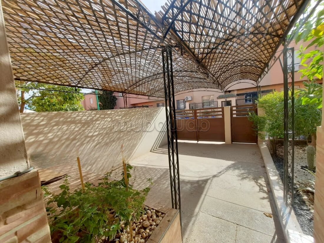 Villa 200 m² for rent in Marrakech — Photo 16