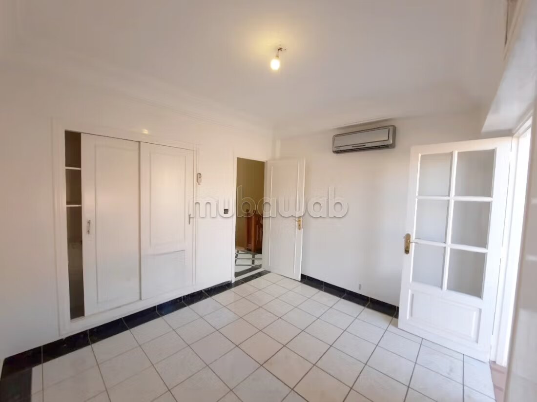 Villa 200 m² for rent in Marrakech — Photo 34