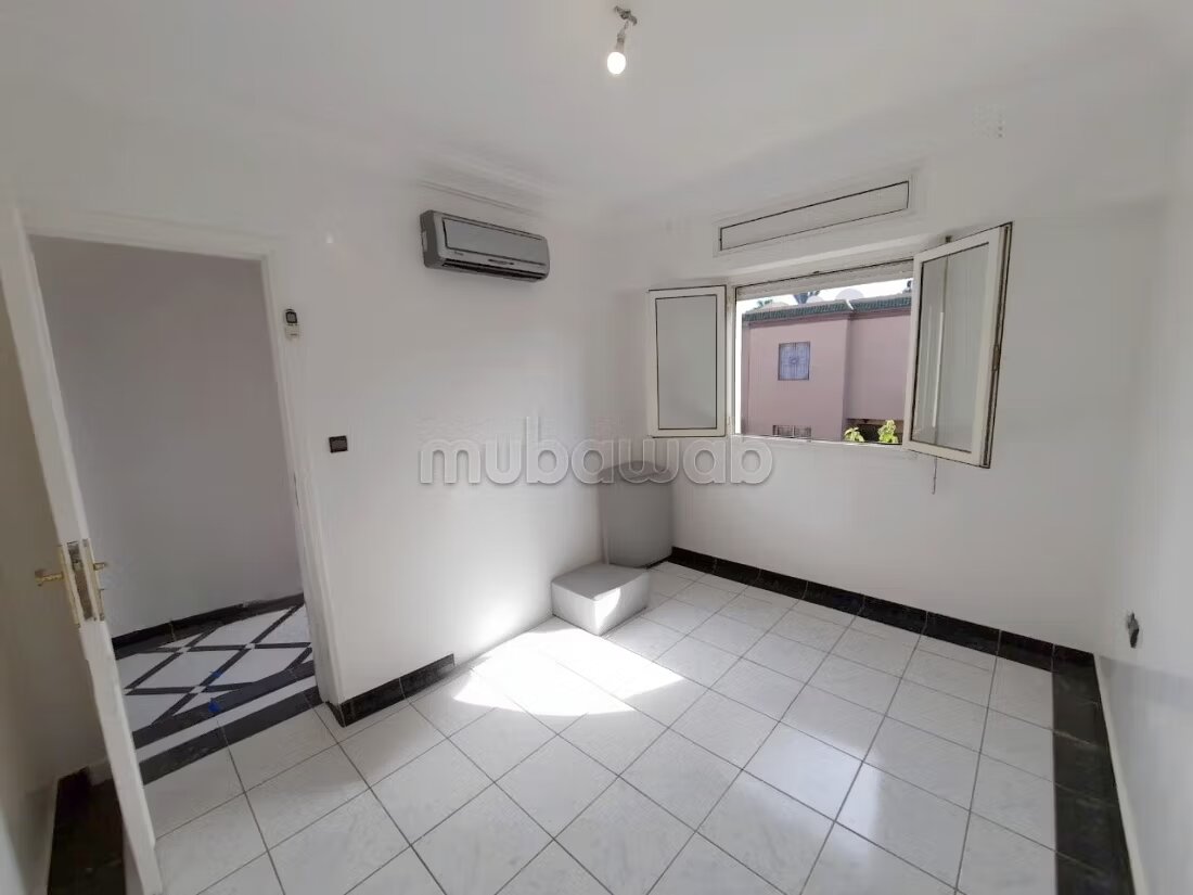 Villa 200 m² for rent in Marrakech — Photo 37