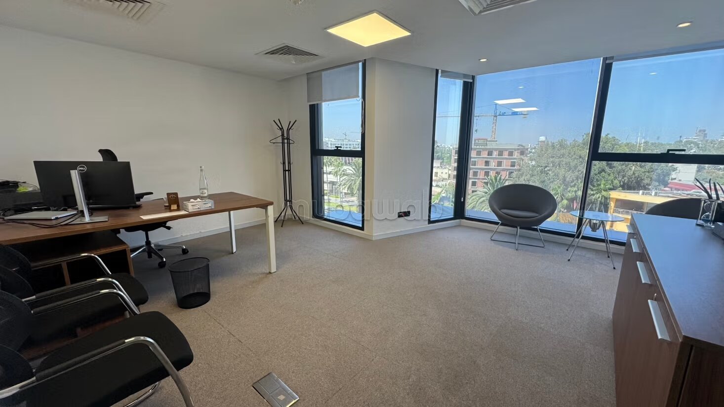 Office 300 m² for Rent in Casablanca — Photo 16