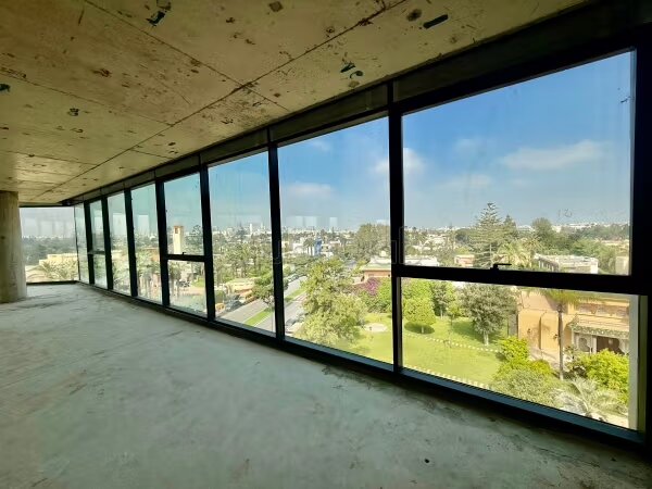 Office 300 m² for Rent in Casablanca — Photo 28