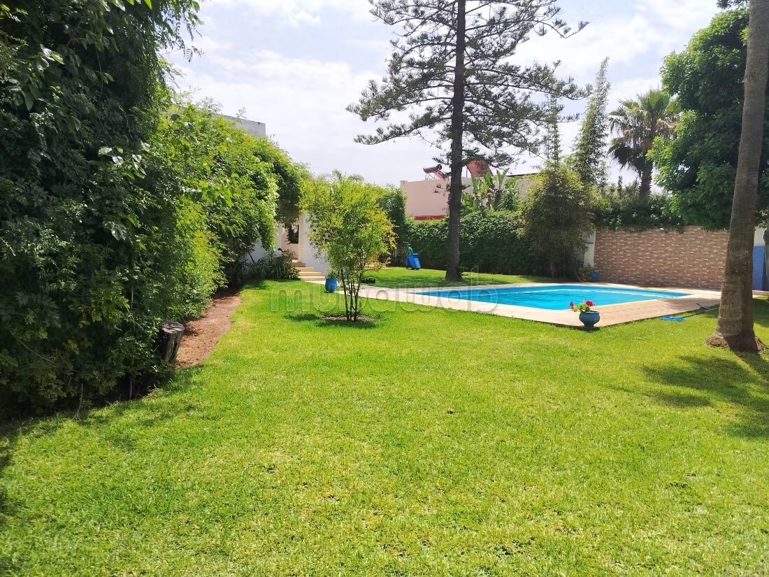 Villa 1300 m² for Rent in Rabat - Souissi — Photo 3