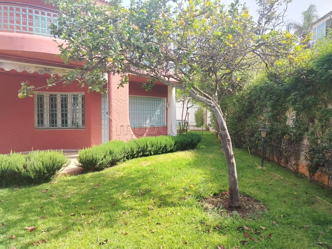 Villa 750 m² for rent in Rabat (Hay Riad) — Photo 5