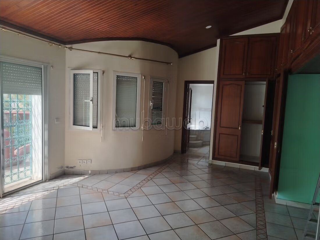 Villa 750 m² for rent in Rabat (Hay Riad) — Photo 23