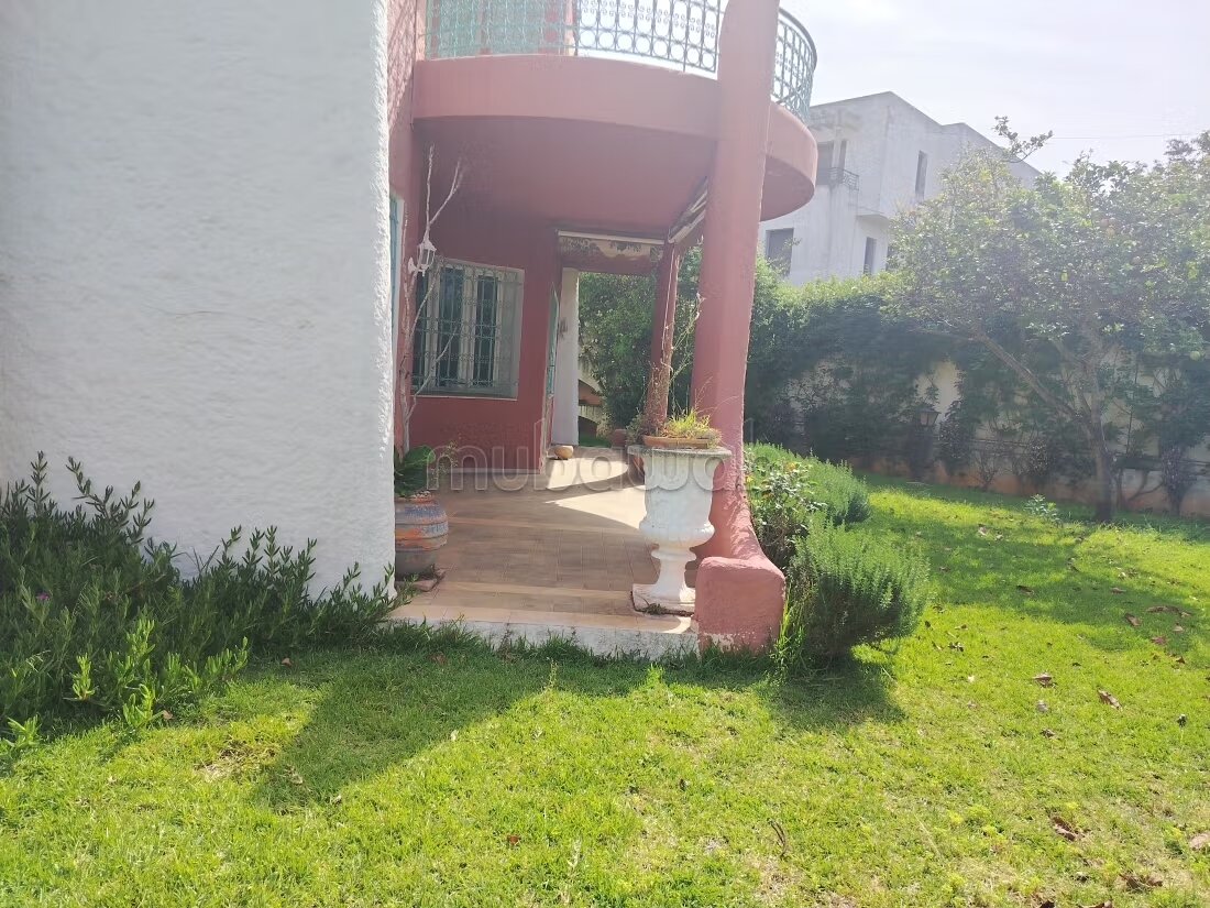 Villa 750 m² for rent in Rabat (Hay Riad) — Photo 4