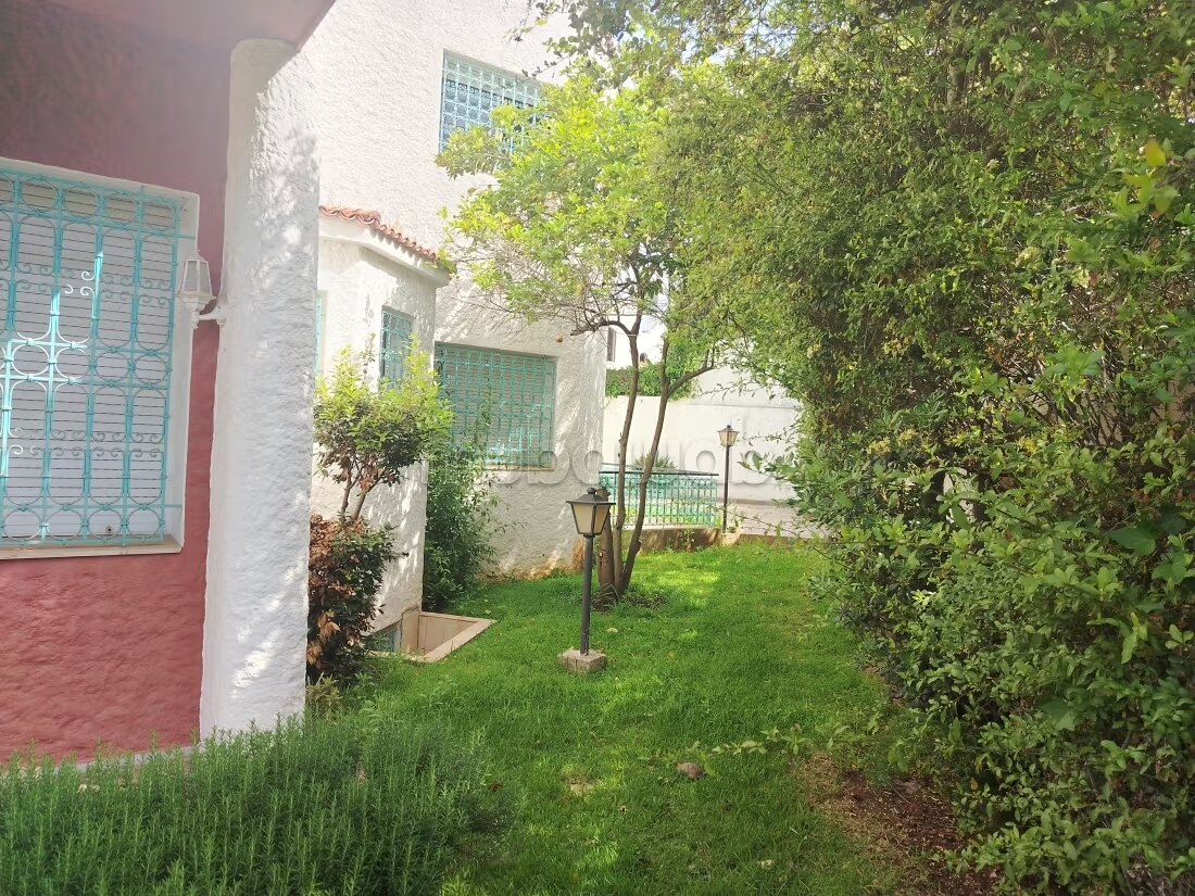 Villa 750 m² for rent in Rabat (Hay Riad) — Photo 8