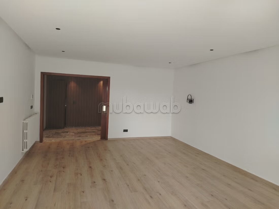 شقة 165 متر مربع للإيجار في أفييشن، الرباط — Photo 5