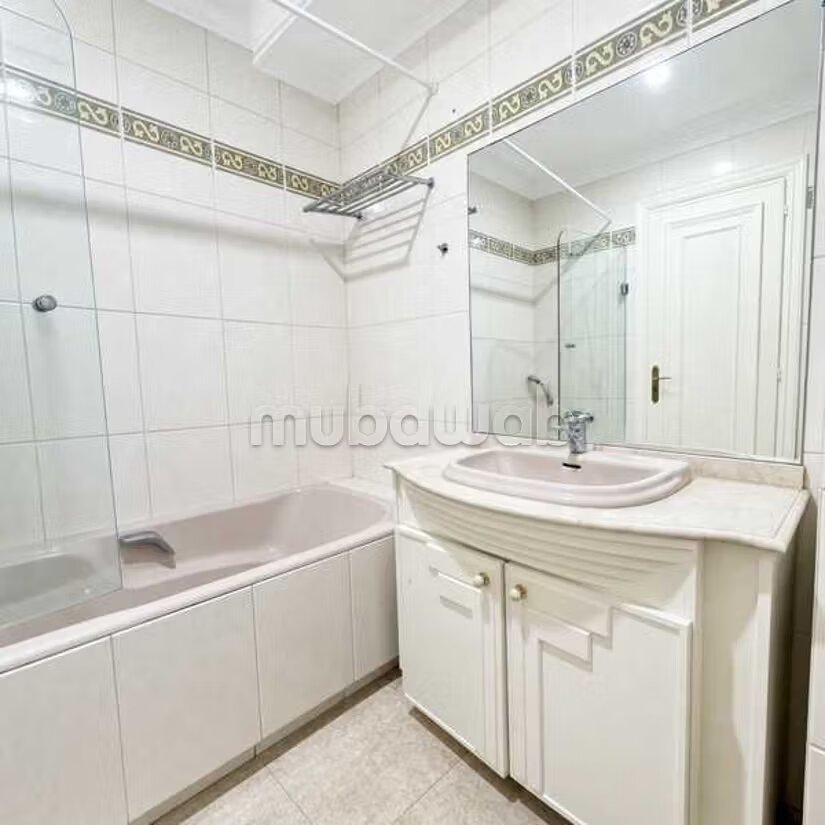 Apartment 154 m² for sale in Casablanca, Triangle D'Or — Photo 12