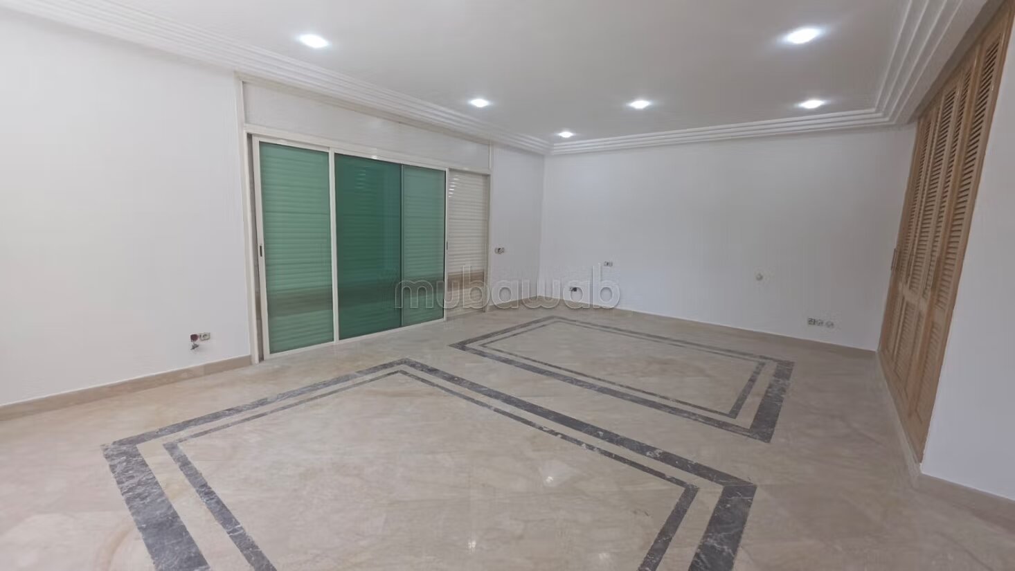 Villa 650 m² à louer à Rabat — Photo 46