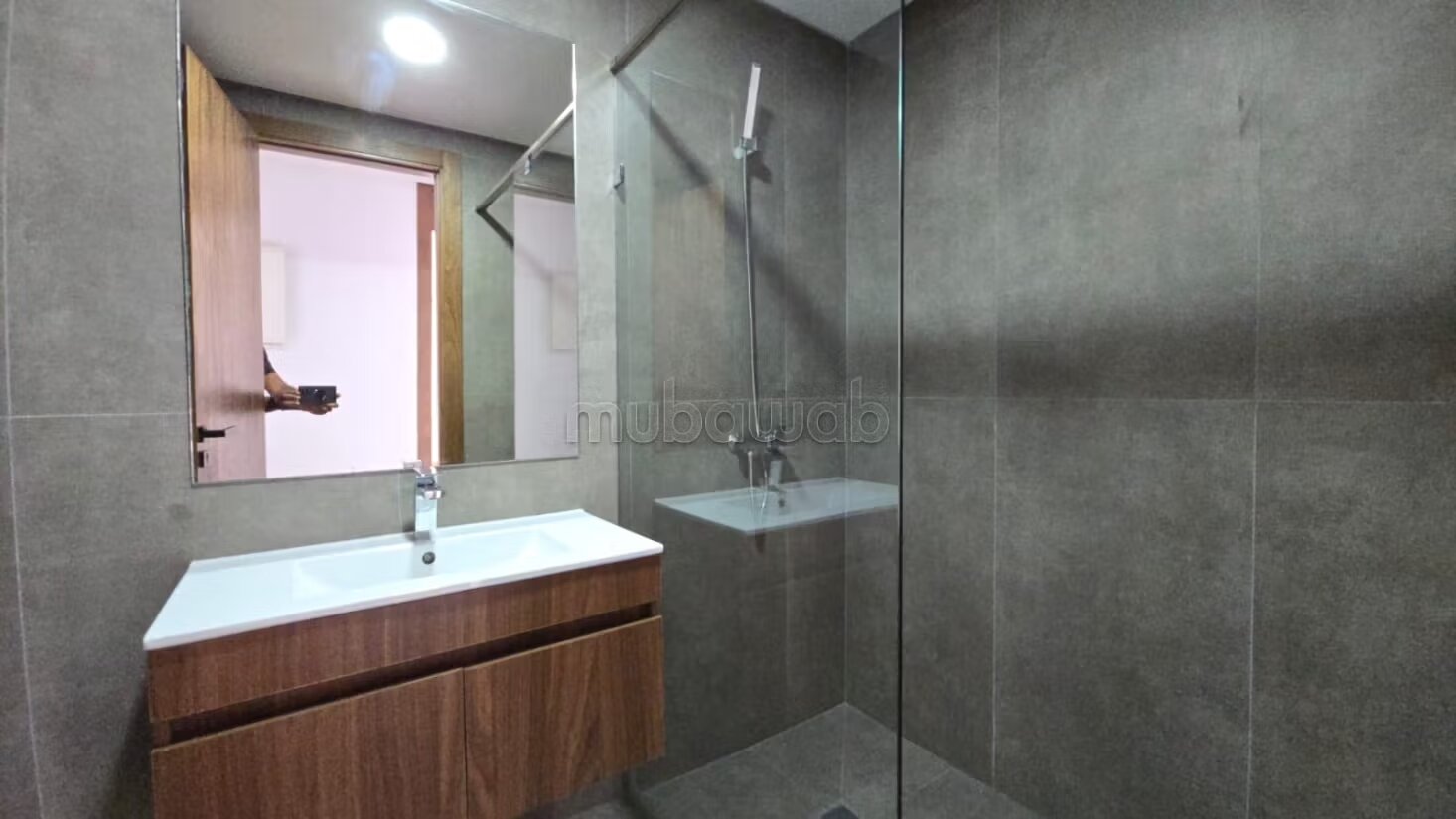 شقة 167 متر مربع للإيجار في الدار البيضاء — Photo 41
