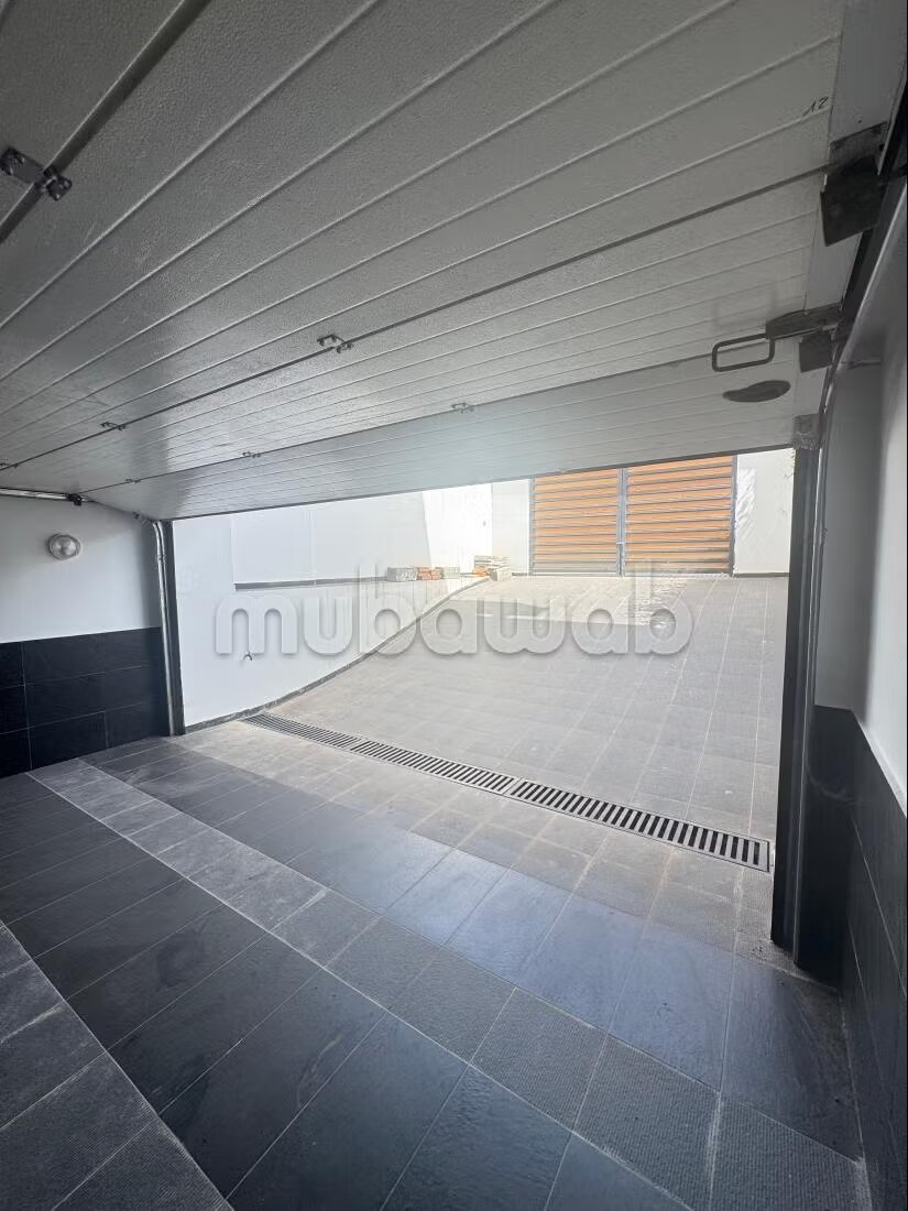 فيلا 368 م² للإيجار في الرباط — Photo 11