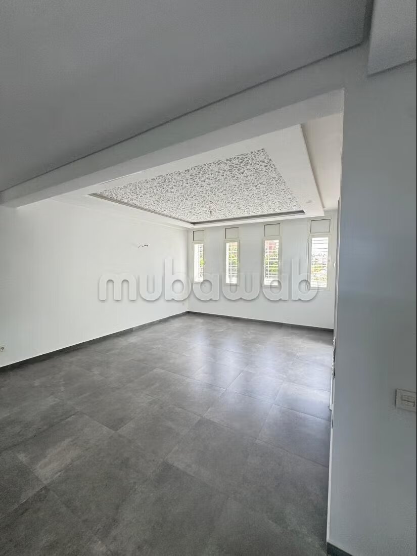فيلا 368 م² للإيجار في الرباط — Photo 25
