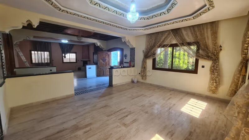 فيلا 368 م² للإيجار في الرباط — Photo 35