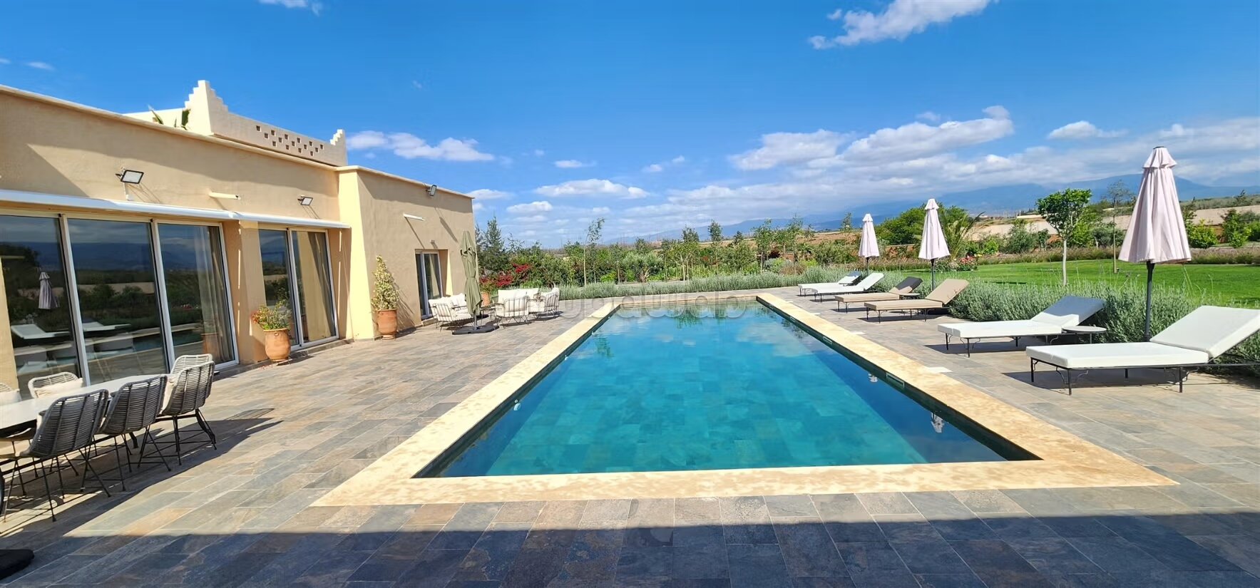 450 m² Villa for Sale in Marrakech — Photo 5
