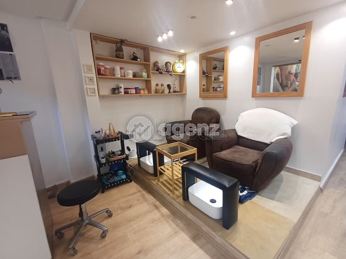 Office 111 m² for Sale in Casablanca (Riyad Essalam) — Photo 13
