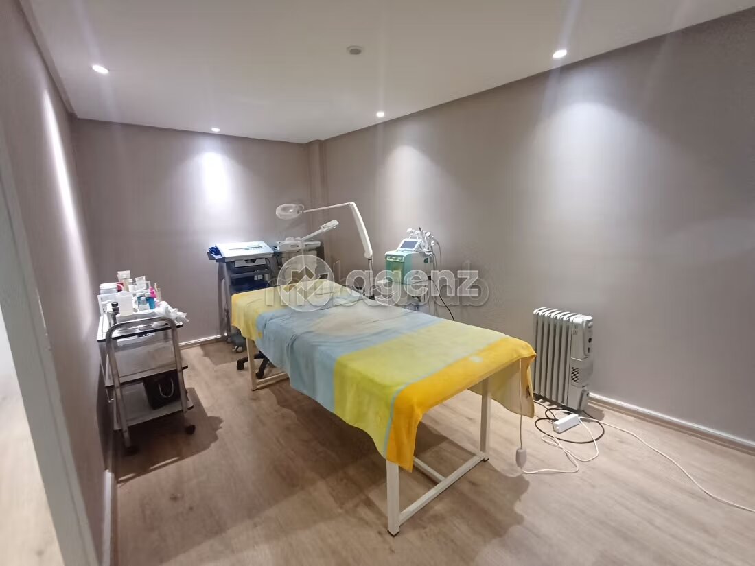 Office 111 m² for Sale in Casablanca (Riyad Essalam) — Photo 27