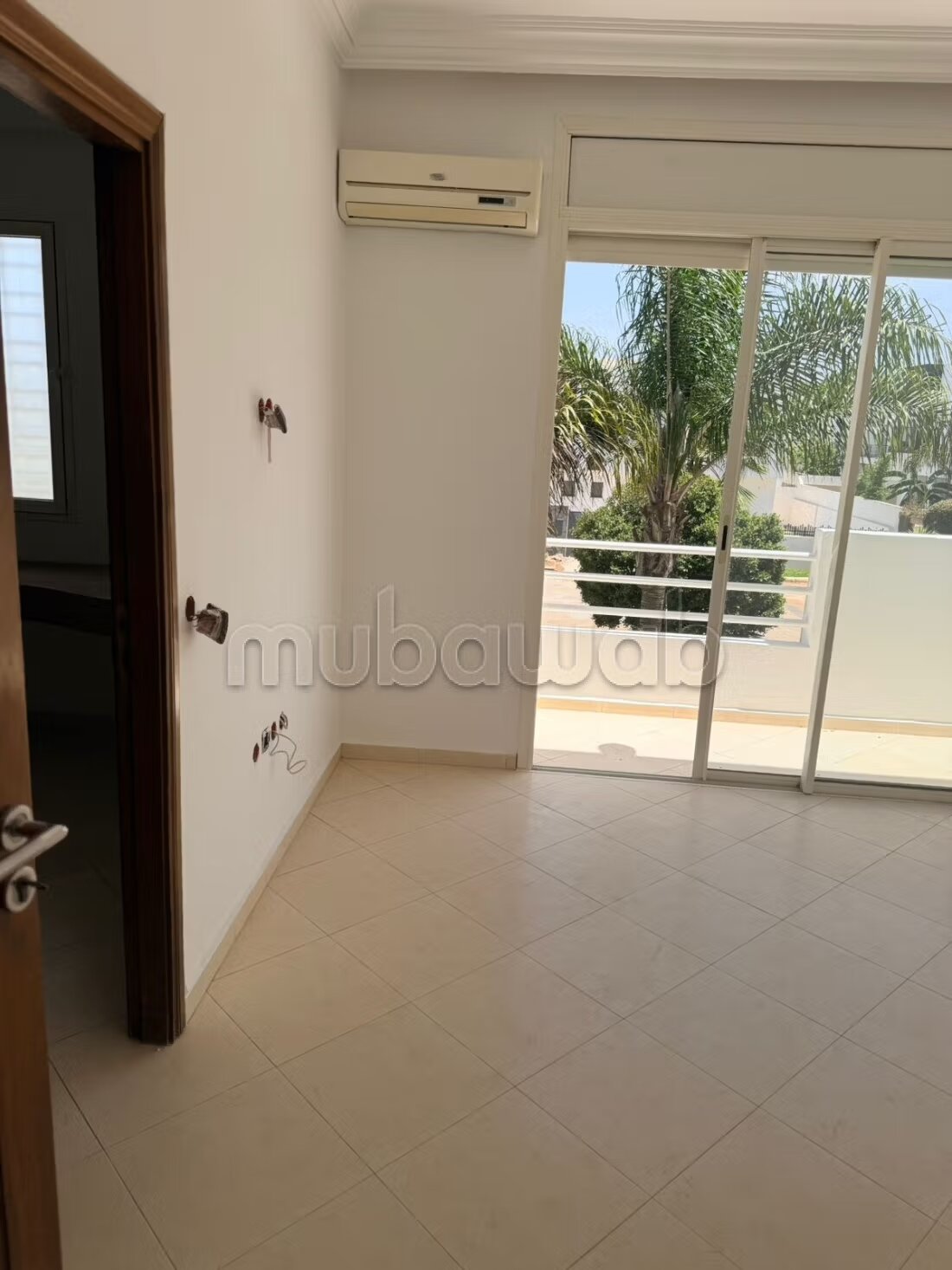 Villa 284 m² à louer à Rabat — Photo 11