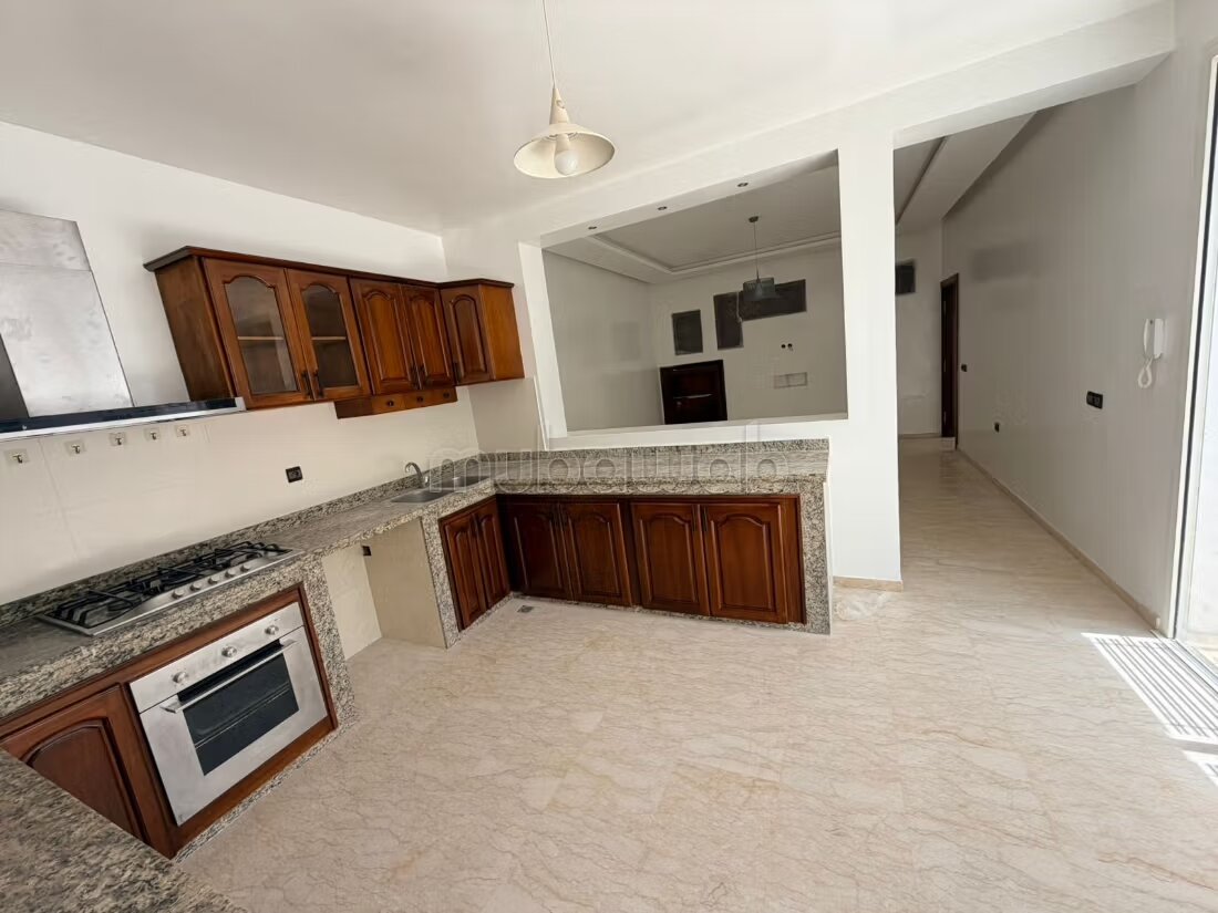 Villa 284 m² à louer à Rabat — Photo 21