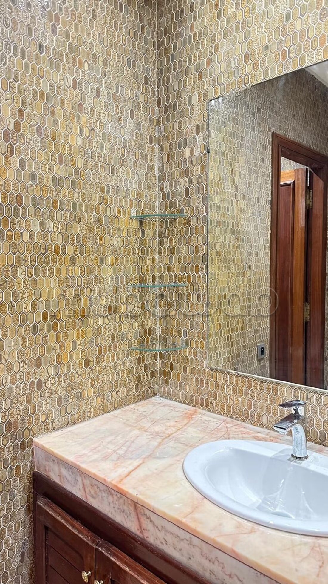 شقة 187 متر مربع للإيجار في الدار البيضاء — Photo 4
