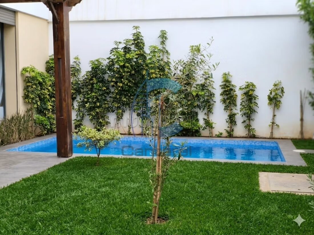 Villa 220 m² à louer à Casablanca — Photo 20