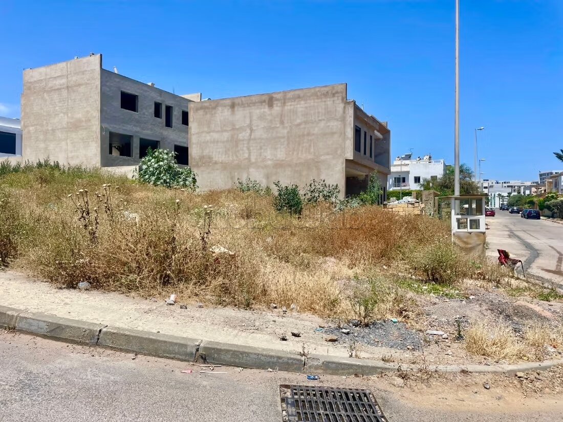 أرض 310 م² للبيع في الدار البيضاء — Photo 2