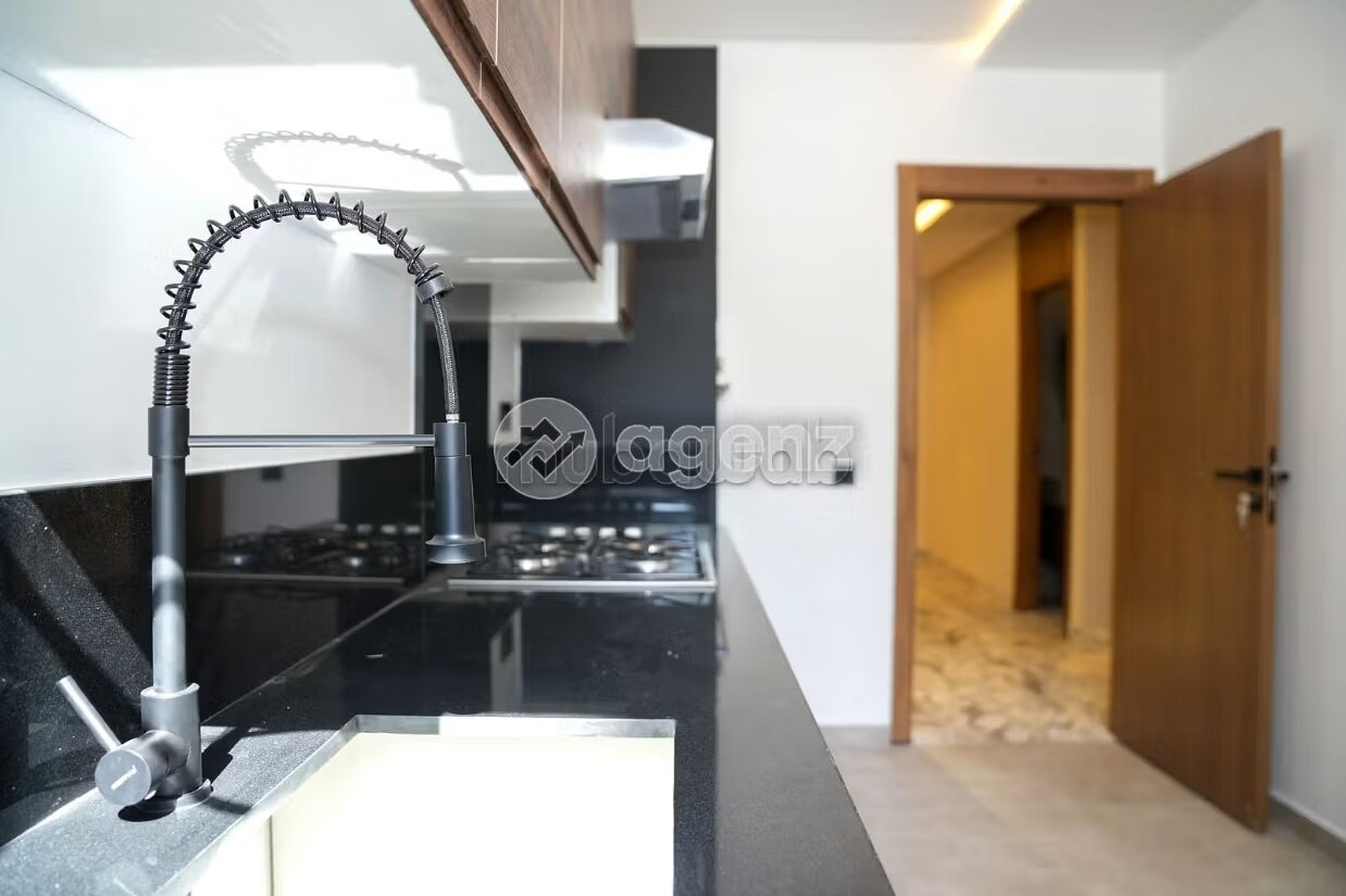 157 m² Apartment for Sale in Casablanca — Photo 6