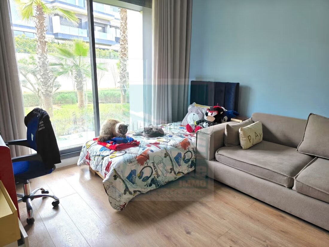 220 m² Apartment for Sale in Casablanca — Photo 31